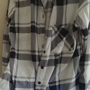 Size M Rue 21 Long Sleeve Shirt